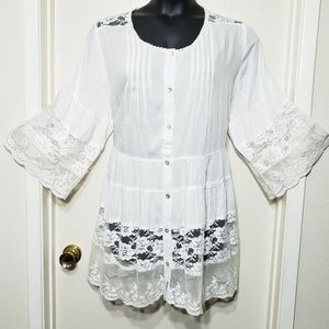 White button up blouse!